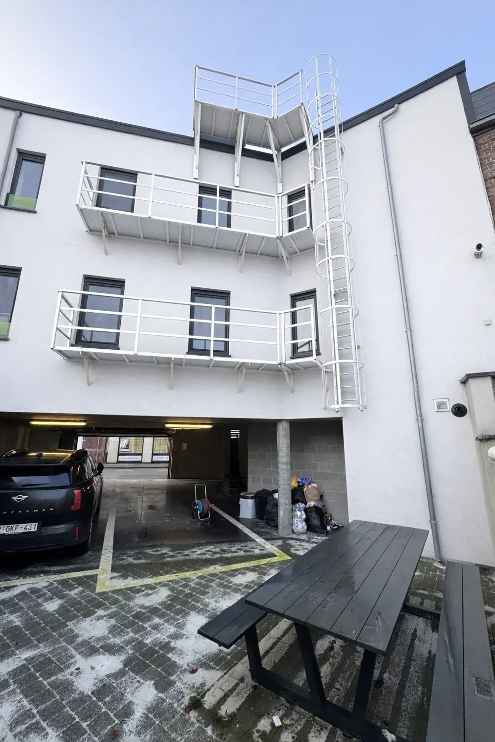 Softwash reiniging B2B appartementsgebouw na
