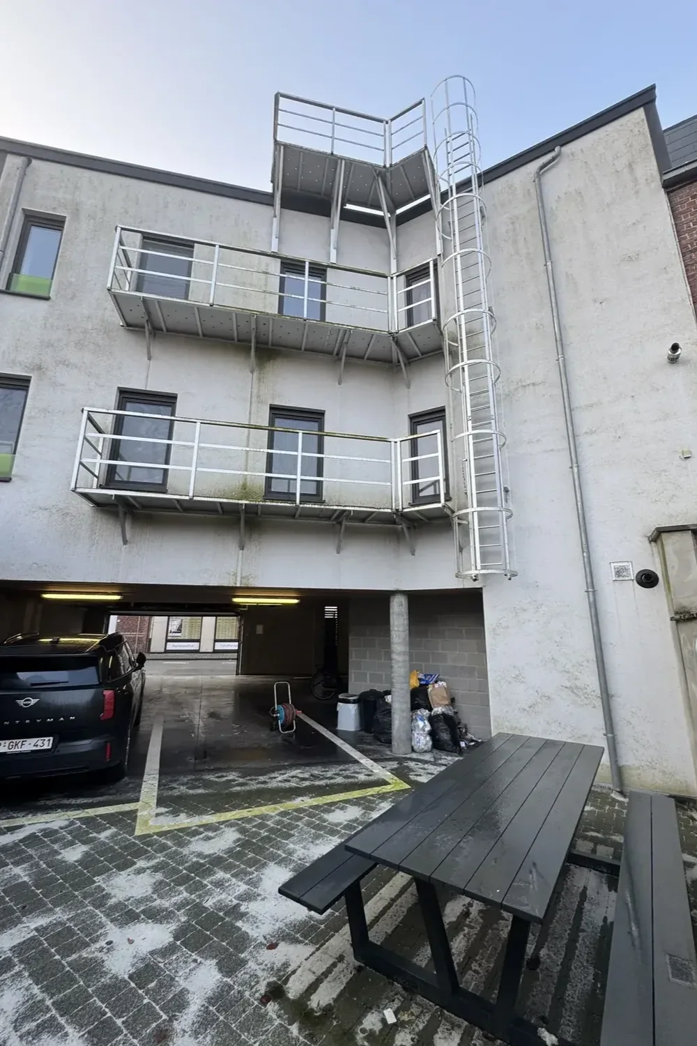 Appartementsgebouw voor softwash reiniging B2B